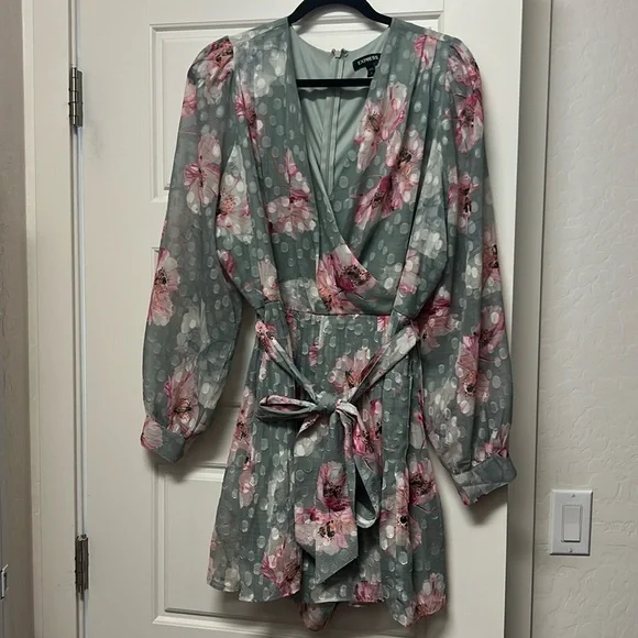 Express Floral Romper Sz XL - Picture 1 of 6